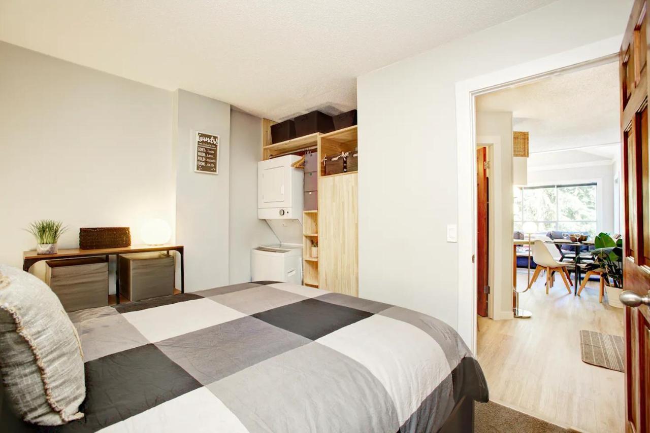 Gondola Haus - Free Parking Appartement Whistler Buitenkant foto